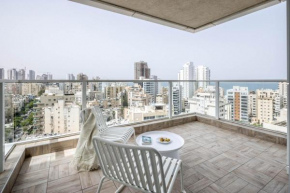 Netanya Seaside High-Rise Apartment with Mamad by Sea N Rent